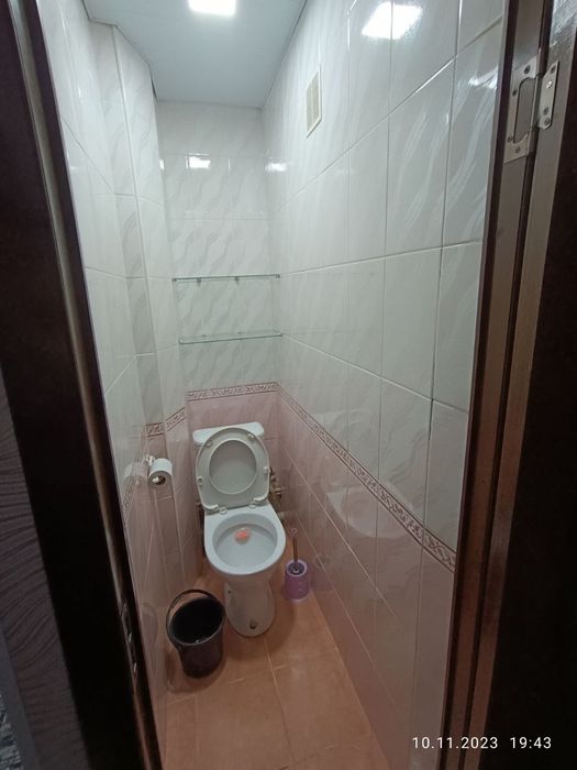 Qoraqamich 1/4 da dom  sotiladi
