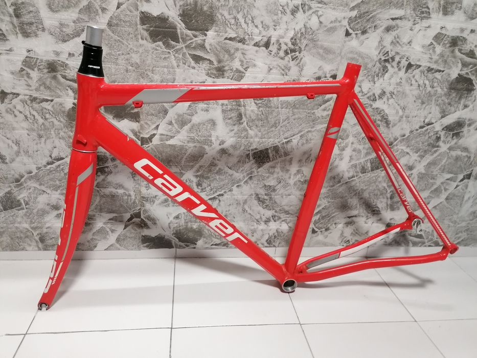 CARVER  шосейна рамка