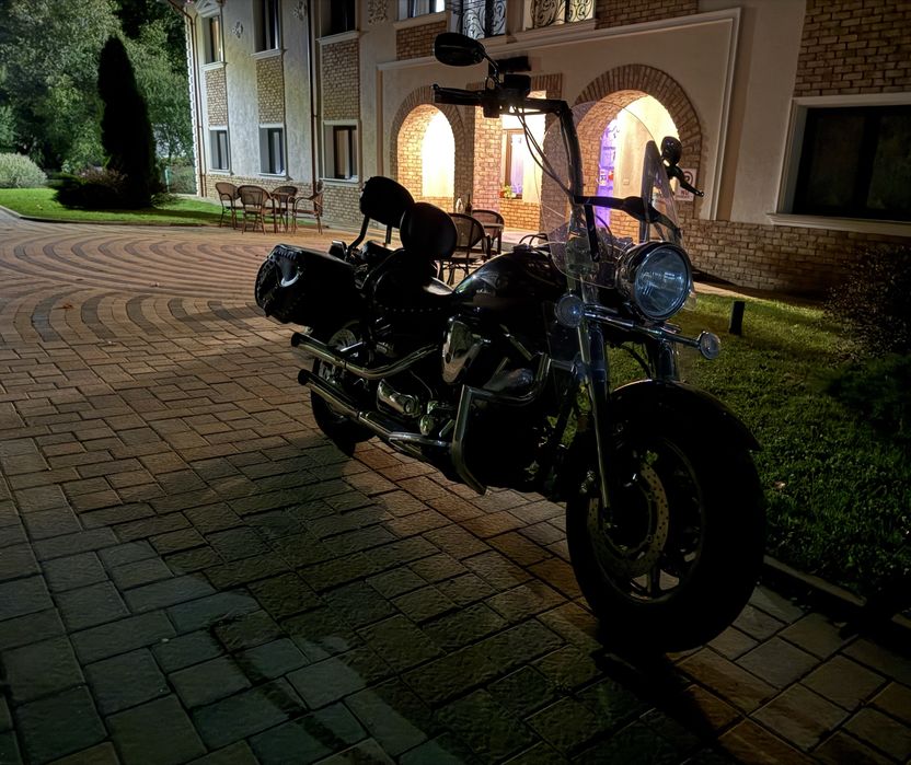 Motocicleta Yamaha Midnight Star Silverado 1700 cc