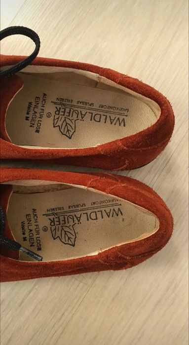 Pantofi de piele întoarsă naturală