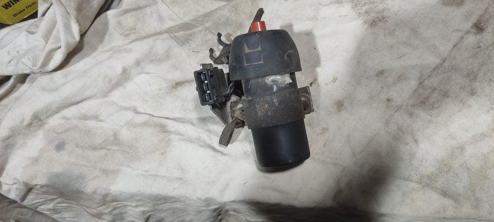 Запчасти от Ауди 100 с4 2.3