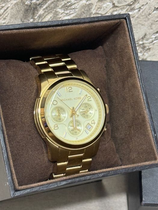 Дамски часовници - Michael Kors, London Fog