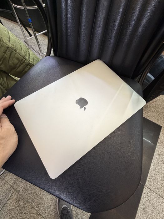 Macbook Air M1 256 GB