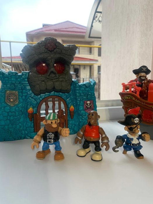 пиратский корабль