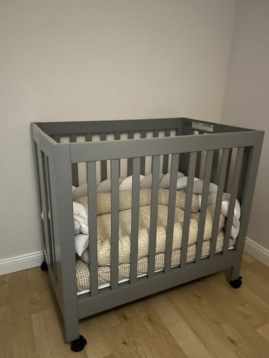 Vand patut din lemn masiv