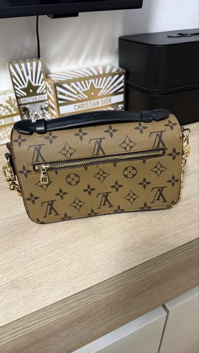 Дамска чанта  Louis Vuitton