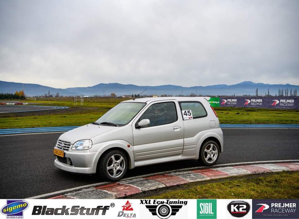 SUZUKI Ignis 2004 — imagine 3