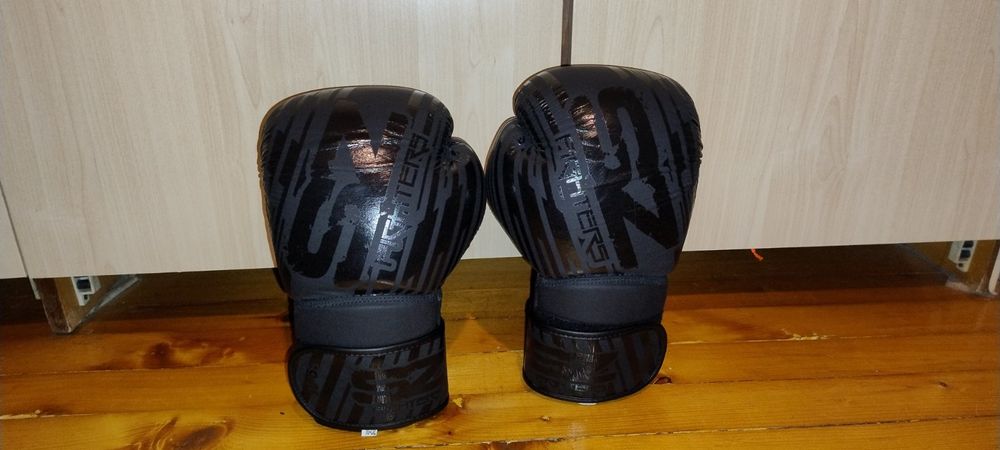 Болсови ръкавици