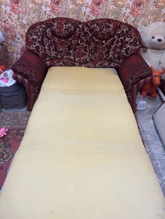 Продам диван с креслом