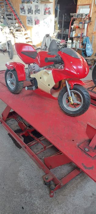 Детски пистов мотор