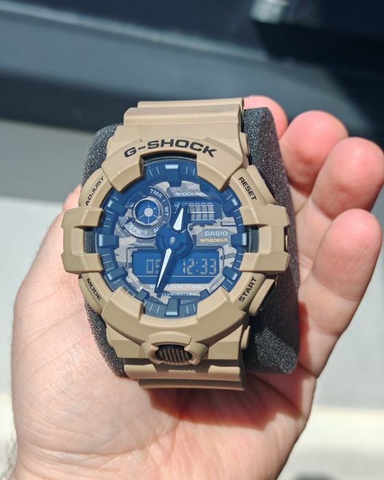 G-Shock GA-700 CA-5AER, original + bezel & curele negre