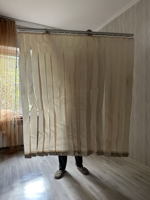 Продается жалюзи б/у