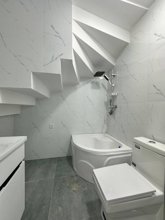 Segeli Xonabod 2 etajli 4 xona