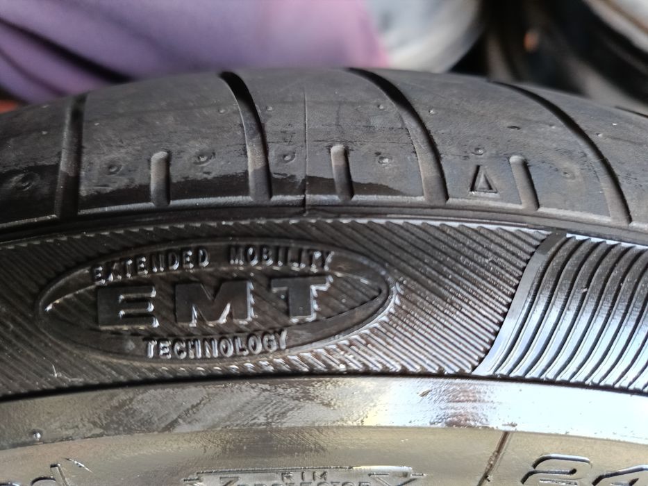 Летни гуми -17цола-245/45-1бр.-85лв."GOOD YEAR"