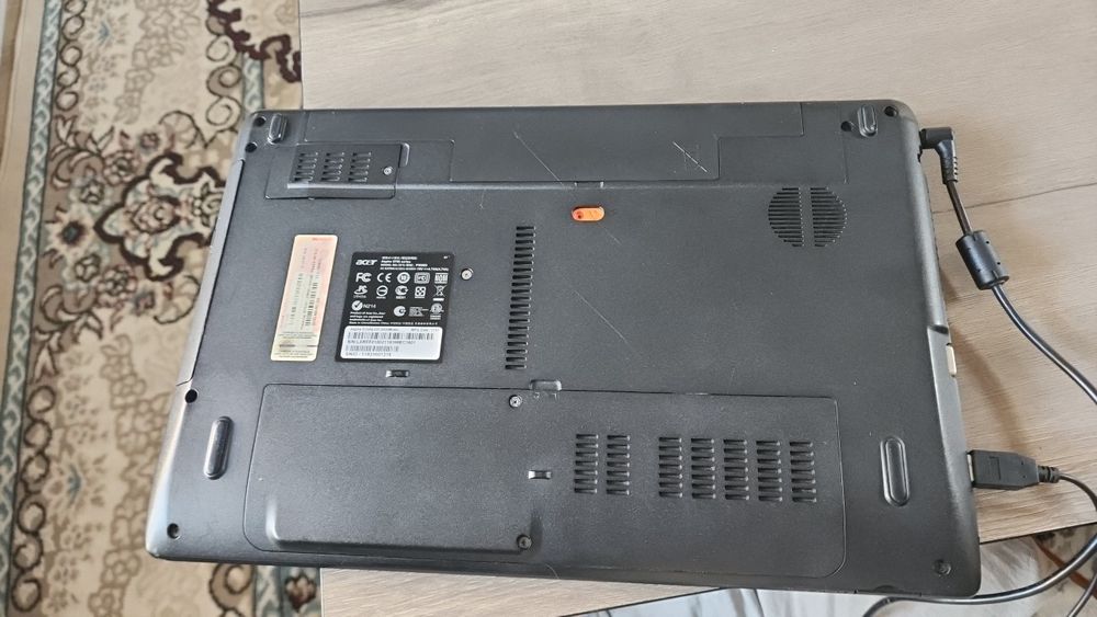 Acer noutbook продам