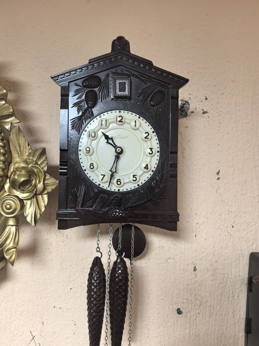 Часовник с кукувица Руски