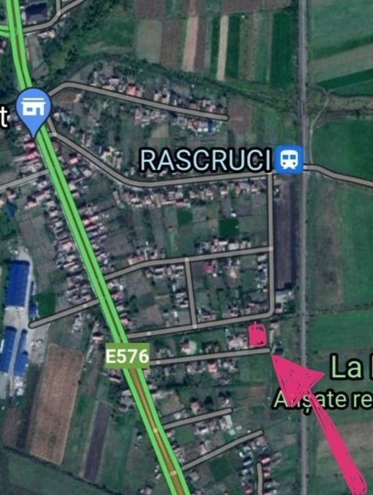 Casă demolabila cu teren 1400 mp in Răscruci