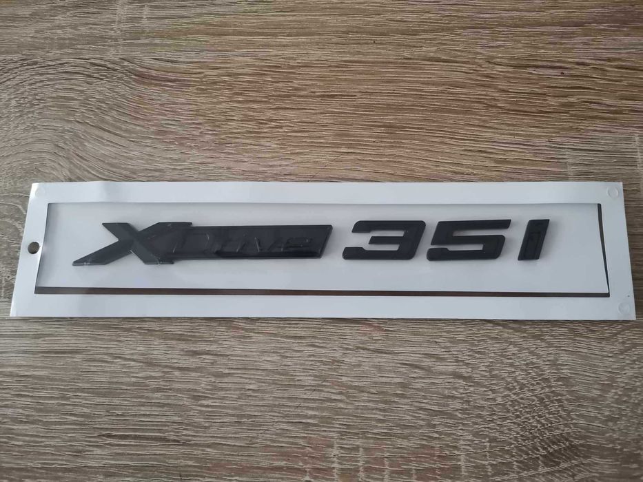 черен надпис BMW Xdrive 35i