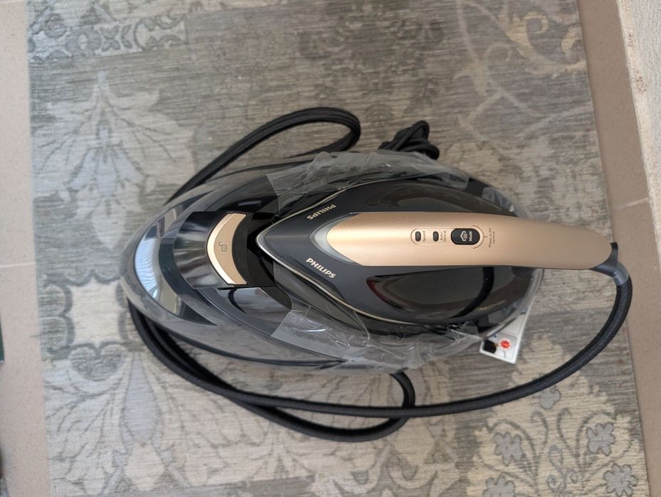 Statie de Calcat Philips Perfectcare PSG 8130