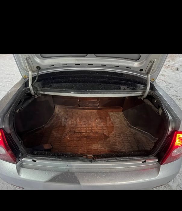 Приора седан 10г.