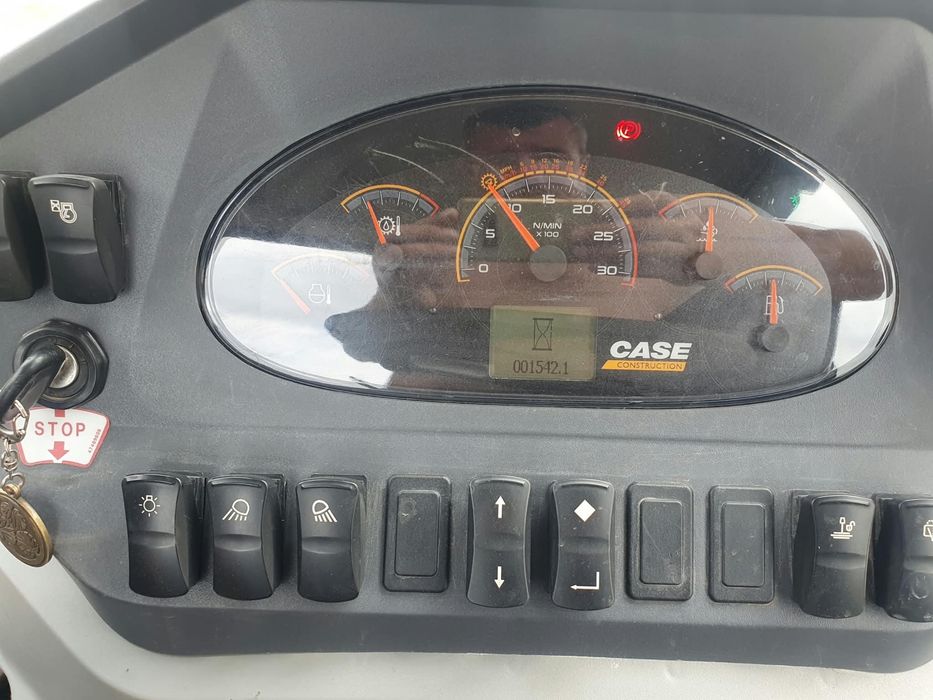 Vand buldoexcavator Case 580 Sv