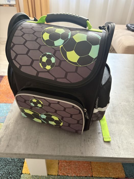 Ghiozdan ergonomic