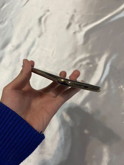IPhone xs, 64 gbне вскрывался