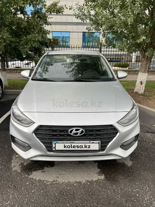 hyundai accent 2019