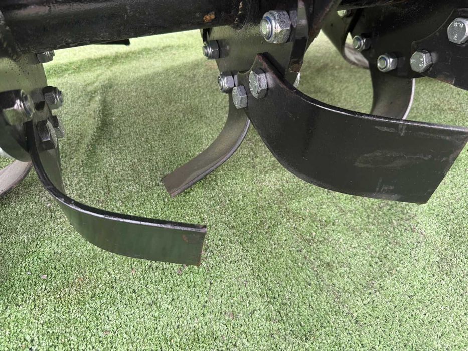 Freză agricolă pentru tractor – freză de pământ - Piese de schimb