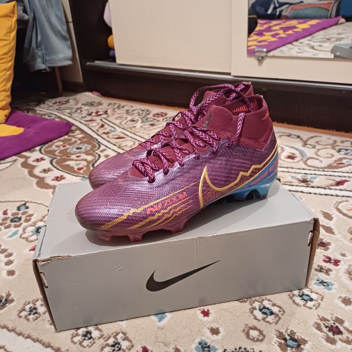 Продам срочно бутсы