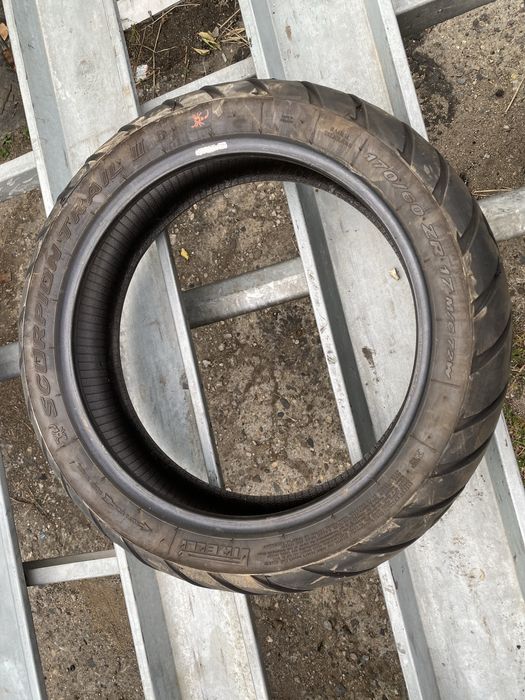 Гуми за мотори .