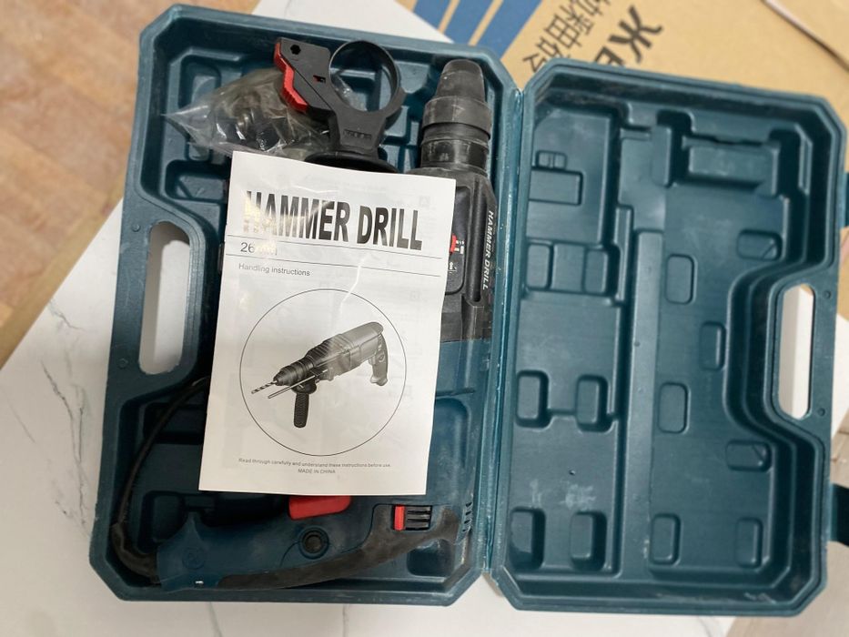 Перфоратор продам новый