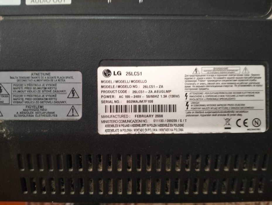 Vand TV LG pentru piese