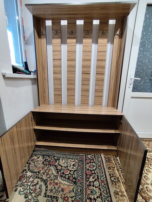 Продам вешалку  190х115