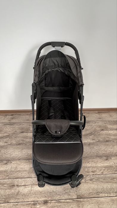 Продаётся детская коляска