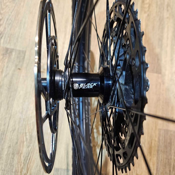 Карбонови Капли BlackPeak 27.5" / Shimano XTR с Гуми Schwalbe и Ротори