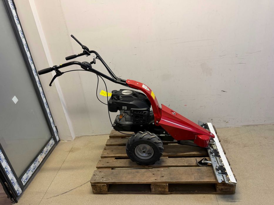 Косачка бенз. палцова за висока трева 174cc 3kW (4hp) 1070mm 3000m2 RD-SBM01