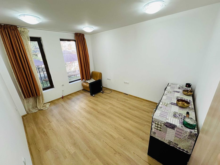 Продава се Офис в Банско - 62 кв.м за 562 €/кв.м - Снимка #2