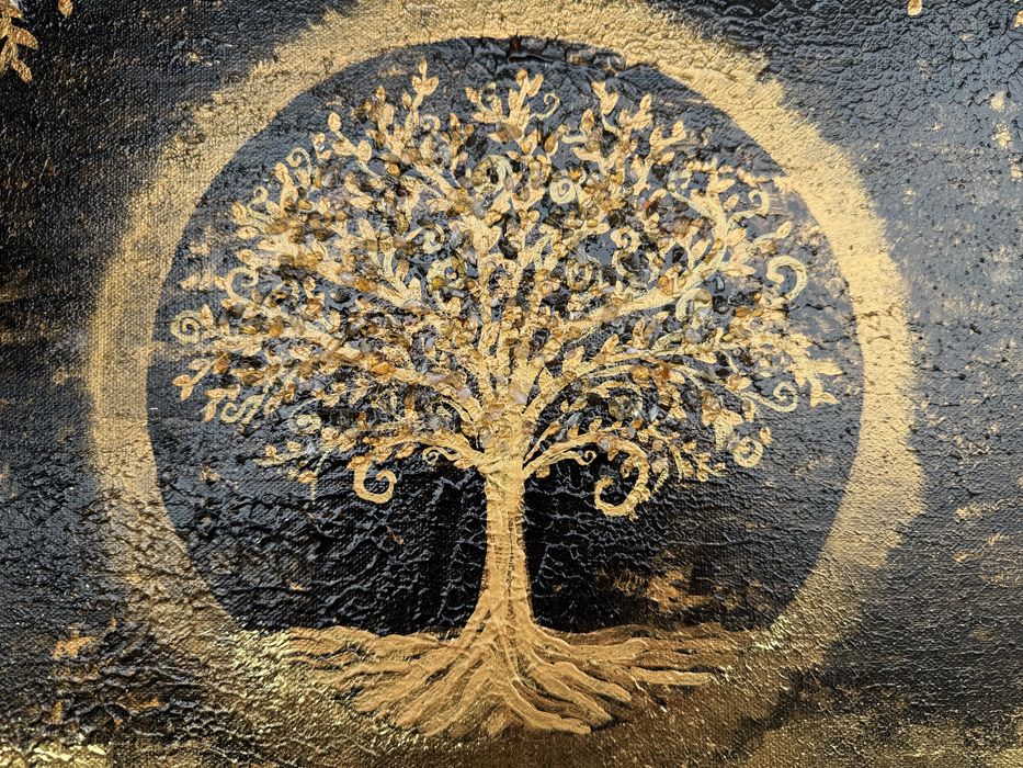 Картина - дървото на живота с камъчета цитрин