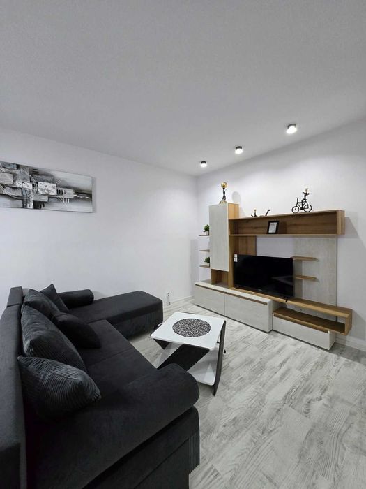 Продава се Двустаен апартамент в Разград, Орел - 50 кв.м за 1440 €/кв.м - Снимка #16