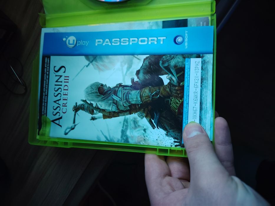 vand GTA 5 și asasin creed 3(are inca codul înăuntru) pt Xbox 360