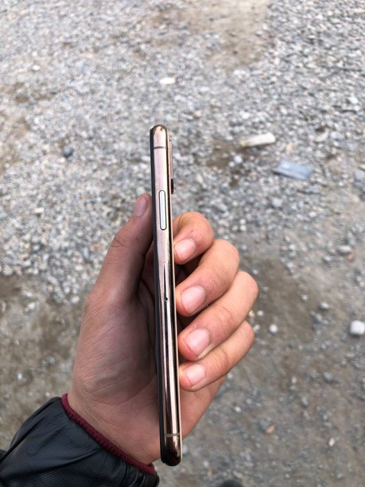 Iphone XS garantiya bor