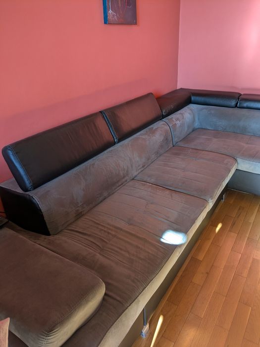 Ъглов диван с механизми