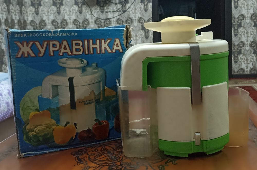Соковыжималка ЖУРАВИНКА