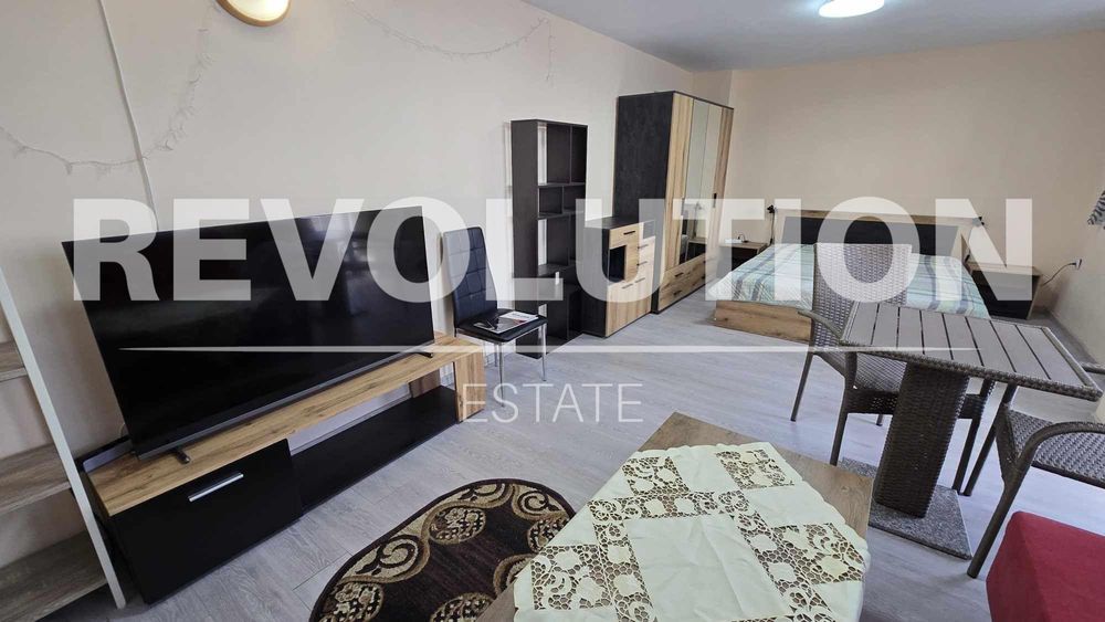 Етаж от къща в района на м-т Траката!