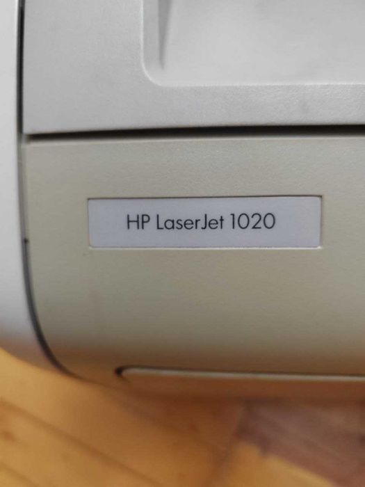 Продам принтер Hp laserjet 1020