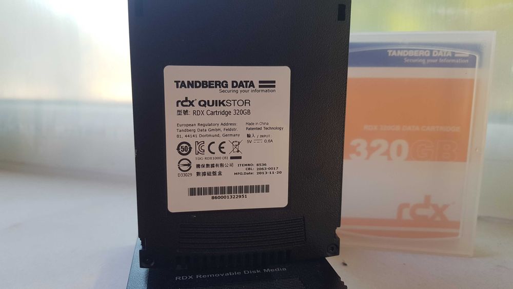 HDD Tandberg Data RDX QuikStor Removable Disk Cartridge 500 gb