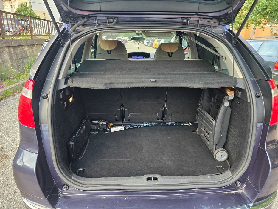 Продавам c4 picasso