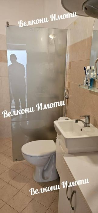 2-ен обзаведен апартамент до моста на Герджика - снимка 10