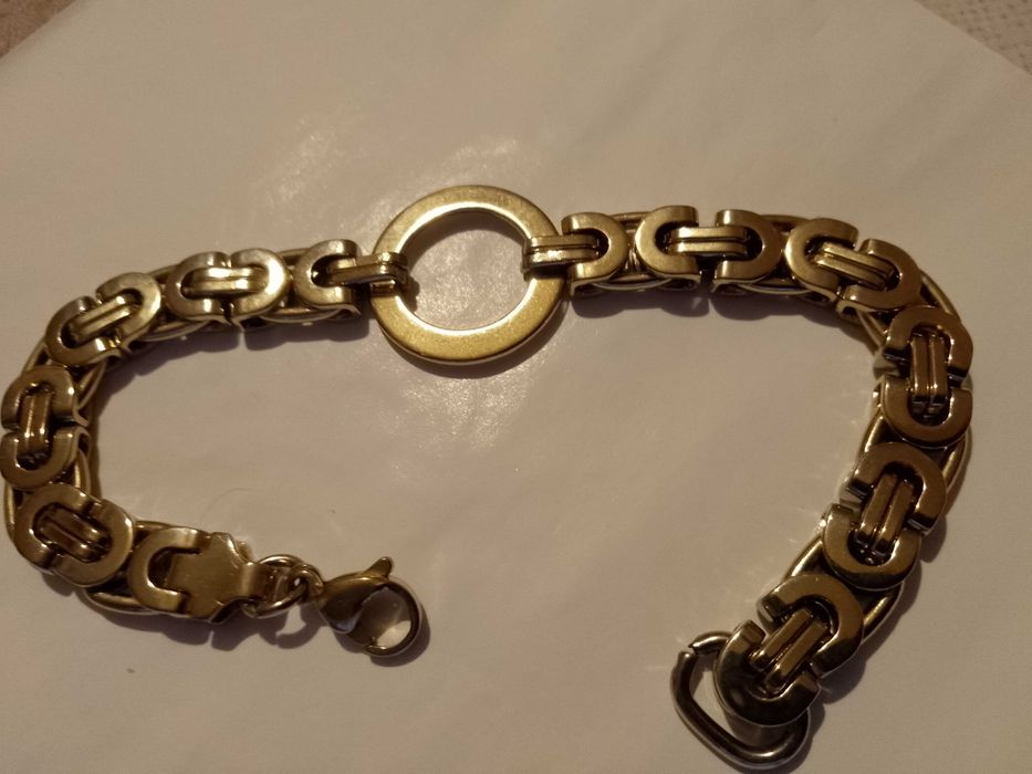 Продавам два броя гривни